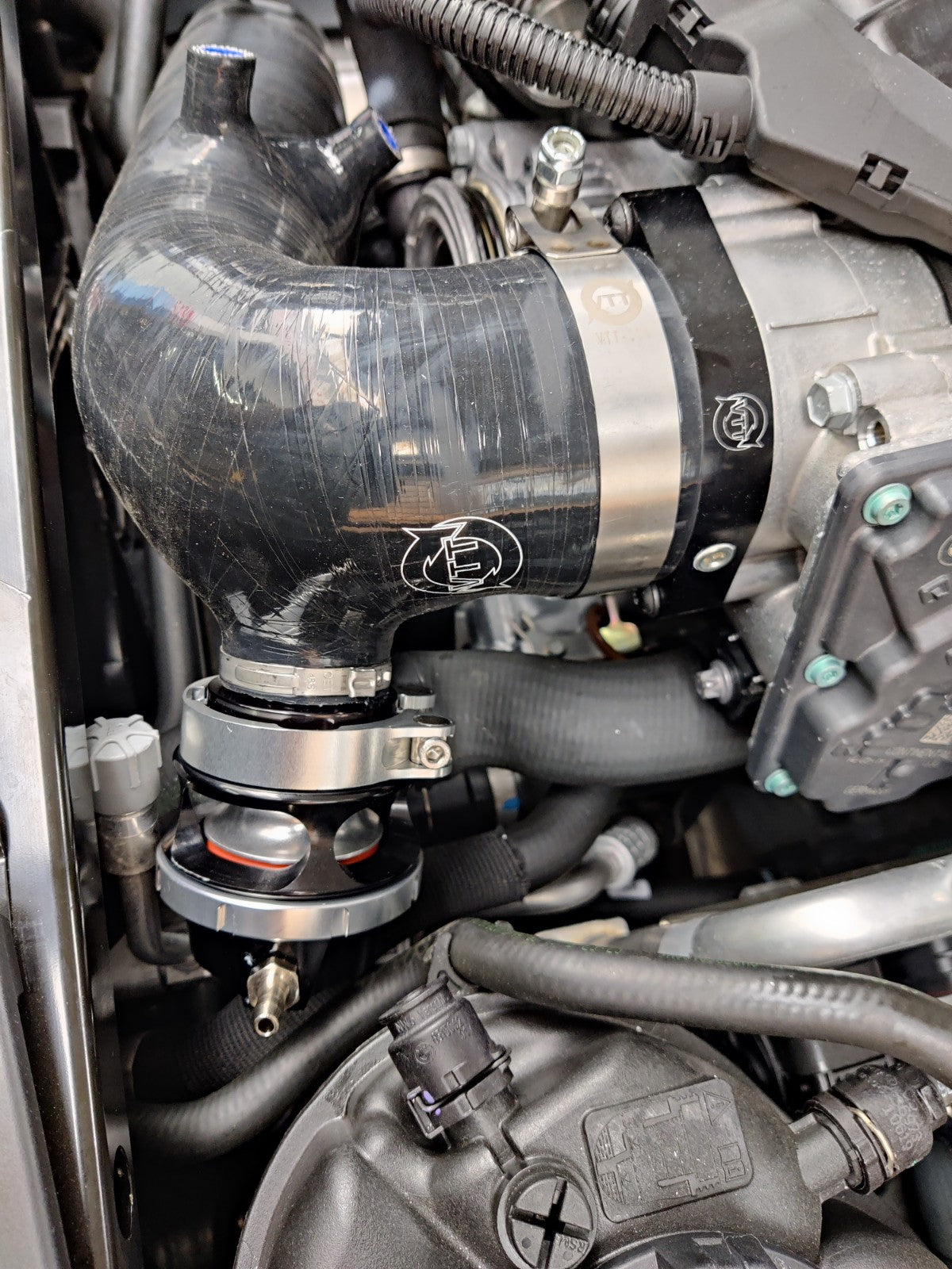 VTT Single Piece Silicone Charge Pipe BOV B58 gen2 BMW Supra