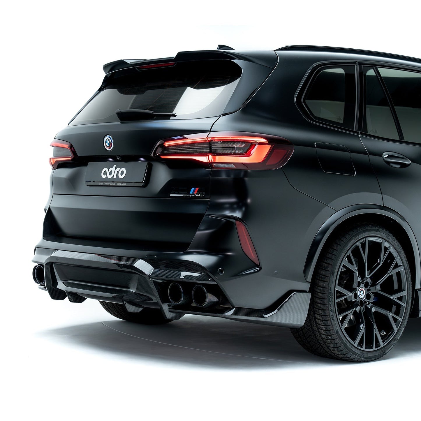 BMW F95 X5M Prepreg Carbon Fiber Rear Diffuser
