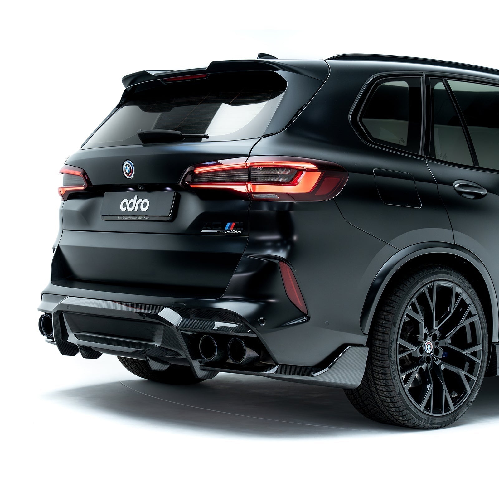 BMW F95 X5M Prepreg Carbon Fiber Rear Diffuser