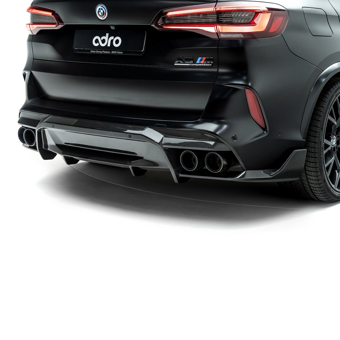BMW F95 X5M Prepreg Carbon Fiber Rear Diffuser