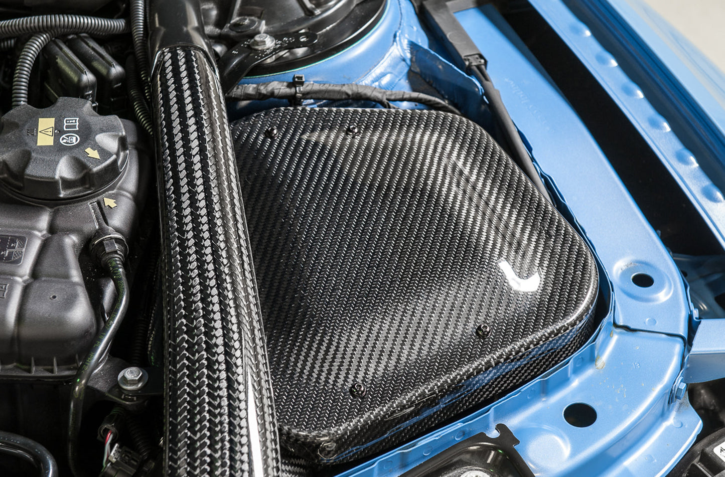 AWE S-FLO Carbon Intake for BMW F8X M3/M4