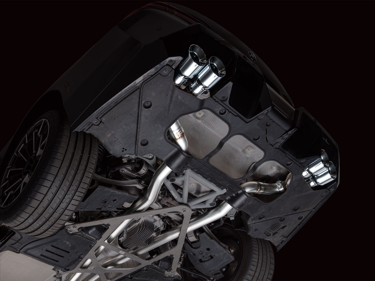 AWE Exhaust Suite for BMW G9X M5