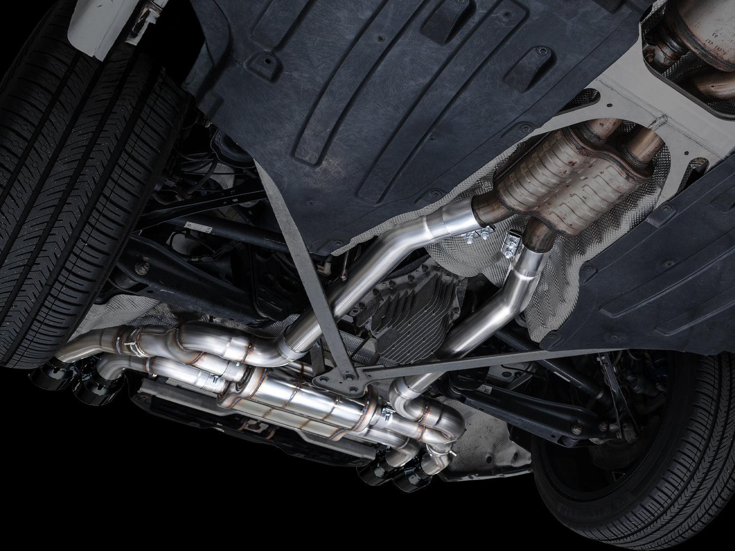 AWE Exhaust Suite for F9X BMW X3 M / X4 M