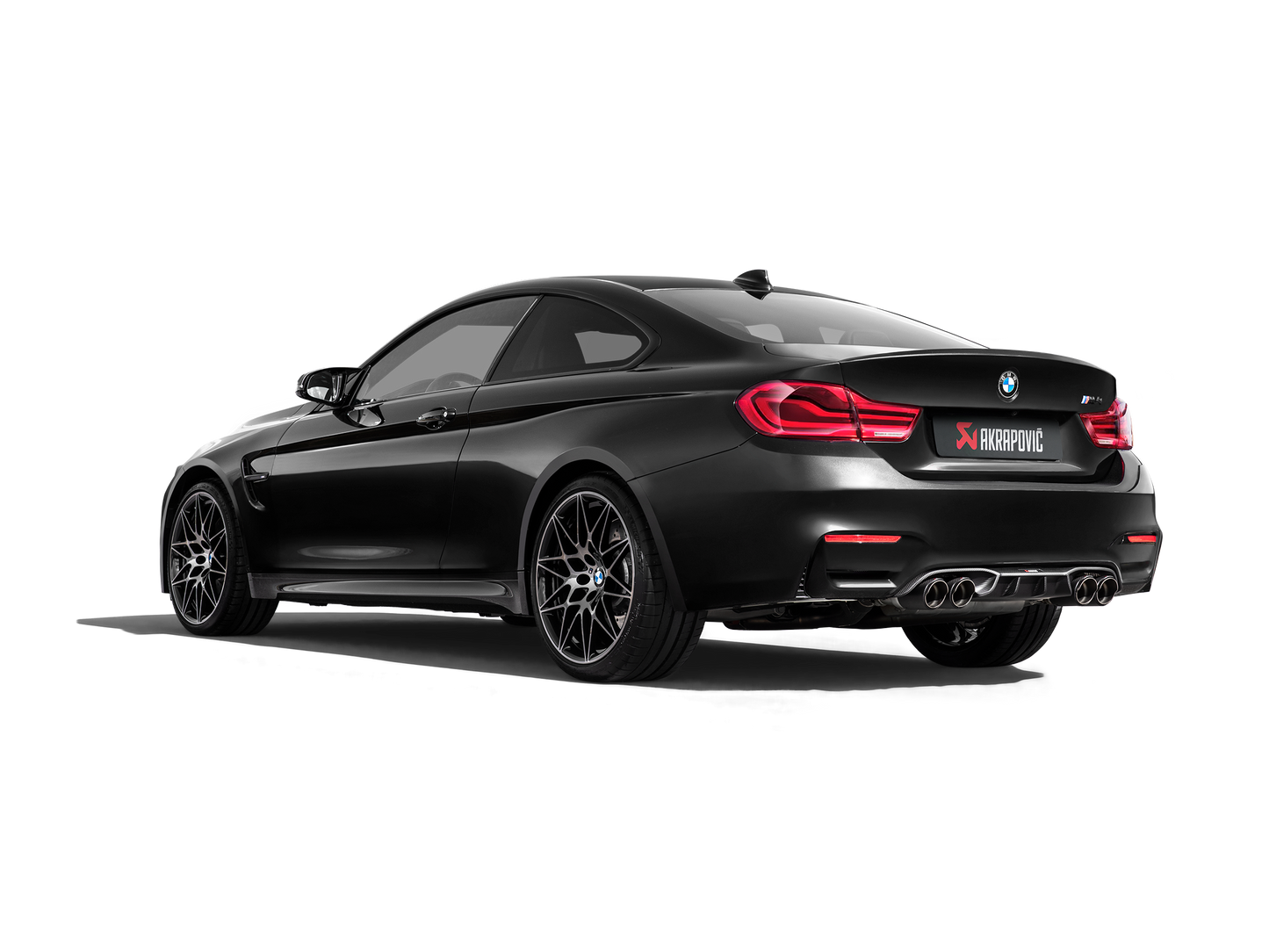 Akrapovic 2018 BMW M4 (F82/F83) Slip-On Line (Titanium)