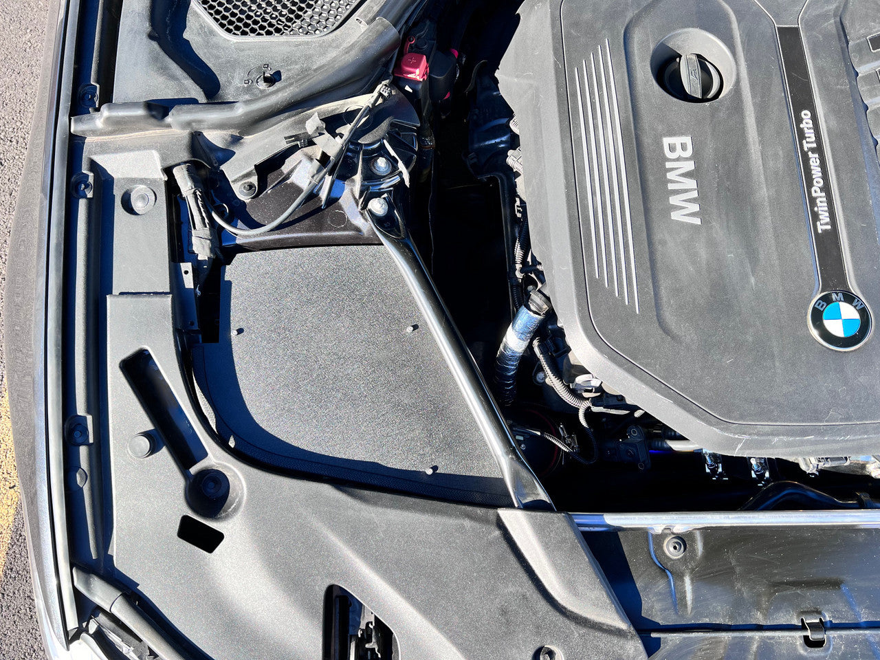 MAD Cold Air Intake W/ Heat Shield BMW B58 540 G30