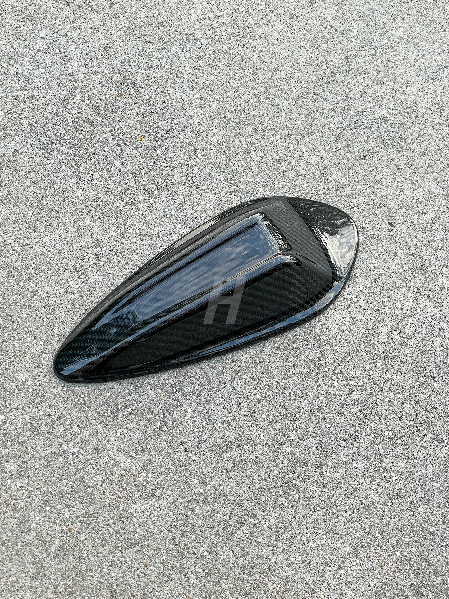 Horizon Motorsport Dry Carbon Antenna Cover BMW G80 M3 | G82 / G83 M4 | G87 M2 | G20 3-Series LCI