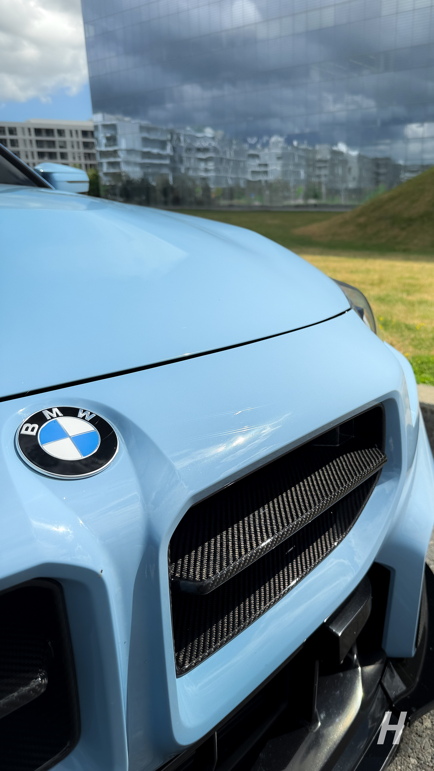 Horizon Motorsport VR1 Dry Carbon Fiber Front Grill BMW G87 M2