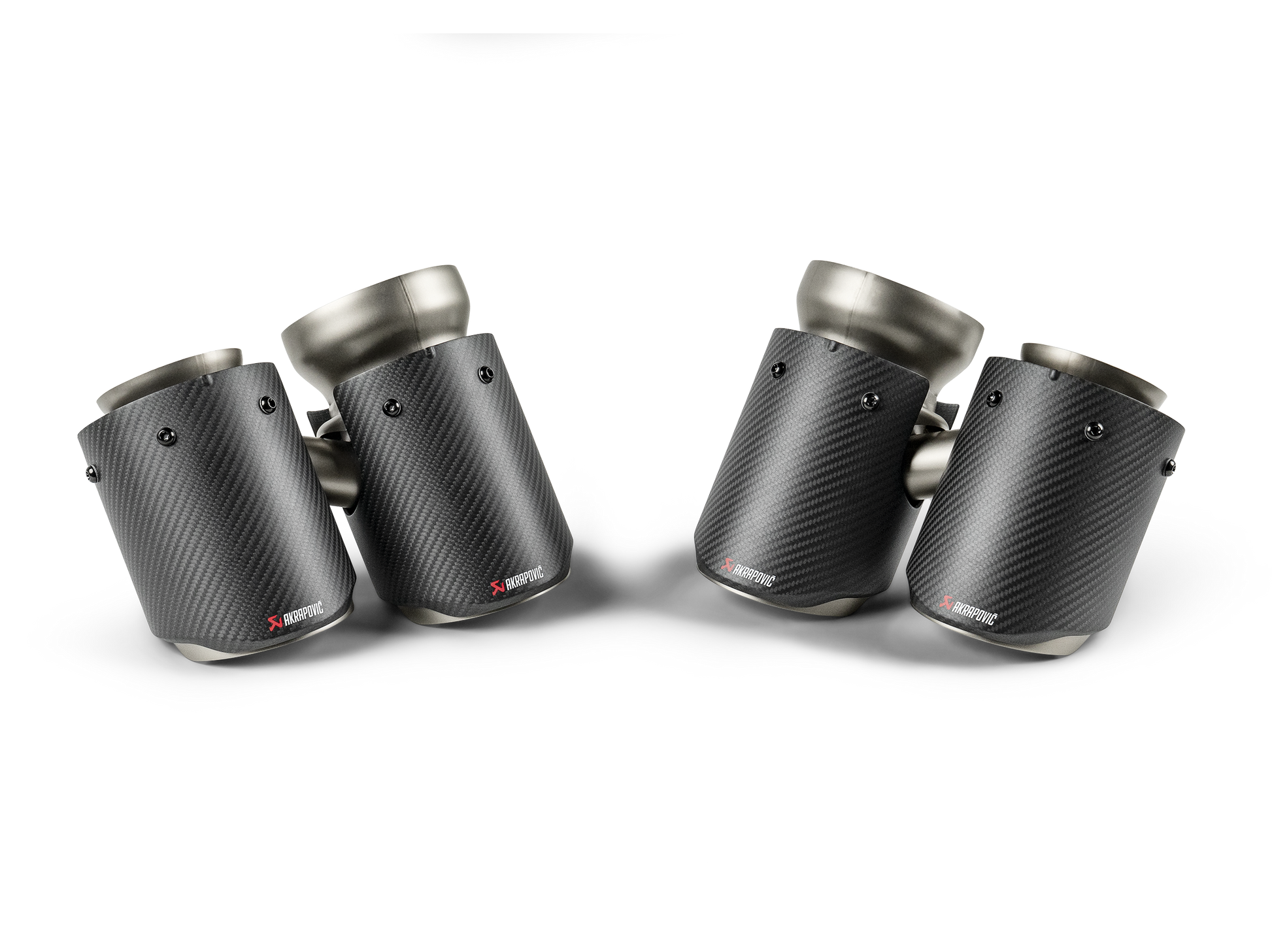 Akrapovic 2024+ BMW M5 (G90,G99) Round Carbon Fiber Tail Pipe Set