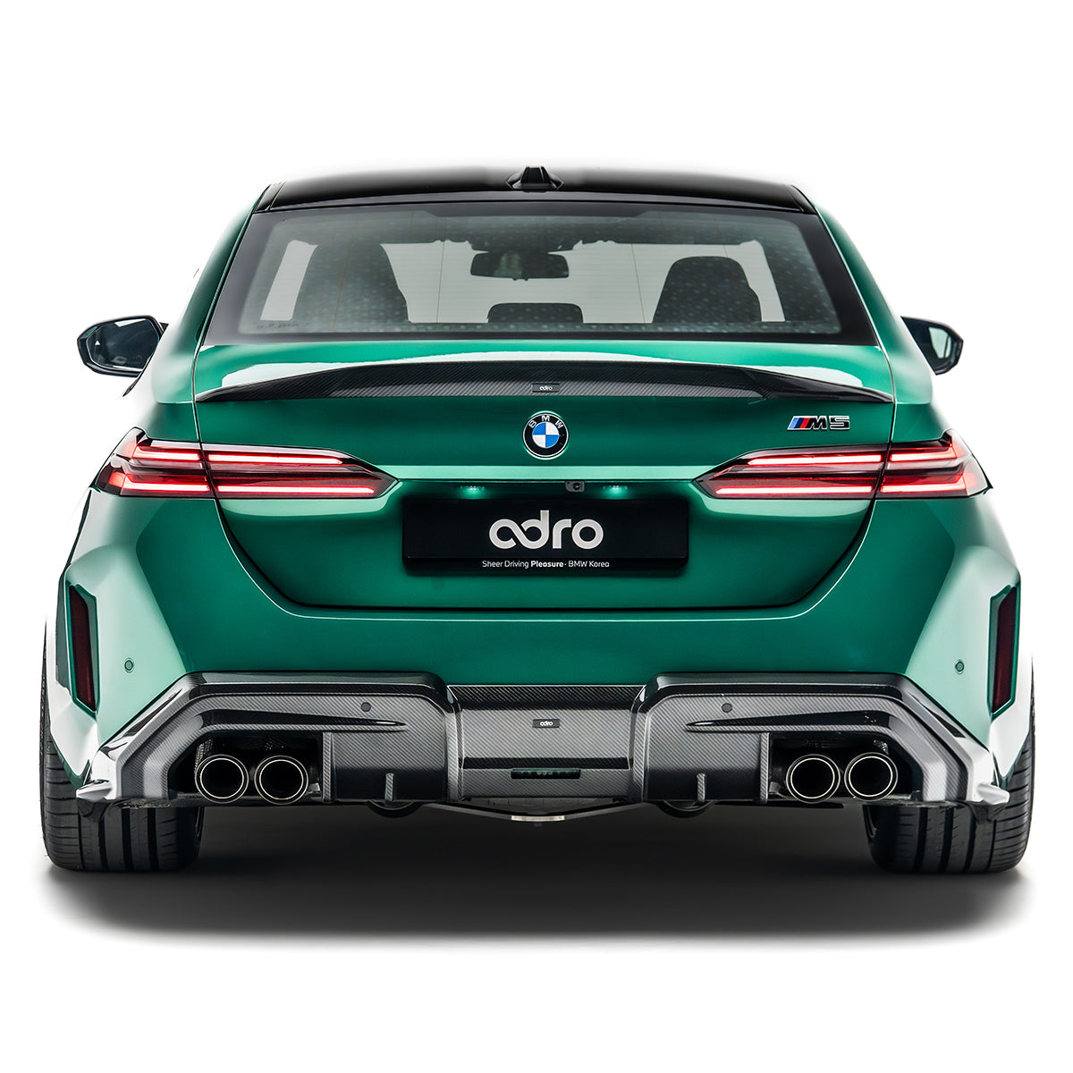 BMW G90 M5 Prepreg Carbon Fiber Rear Diffuser